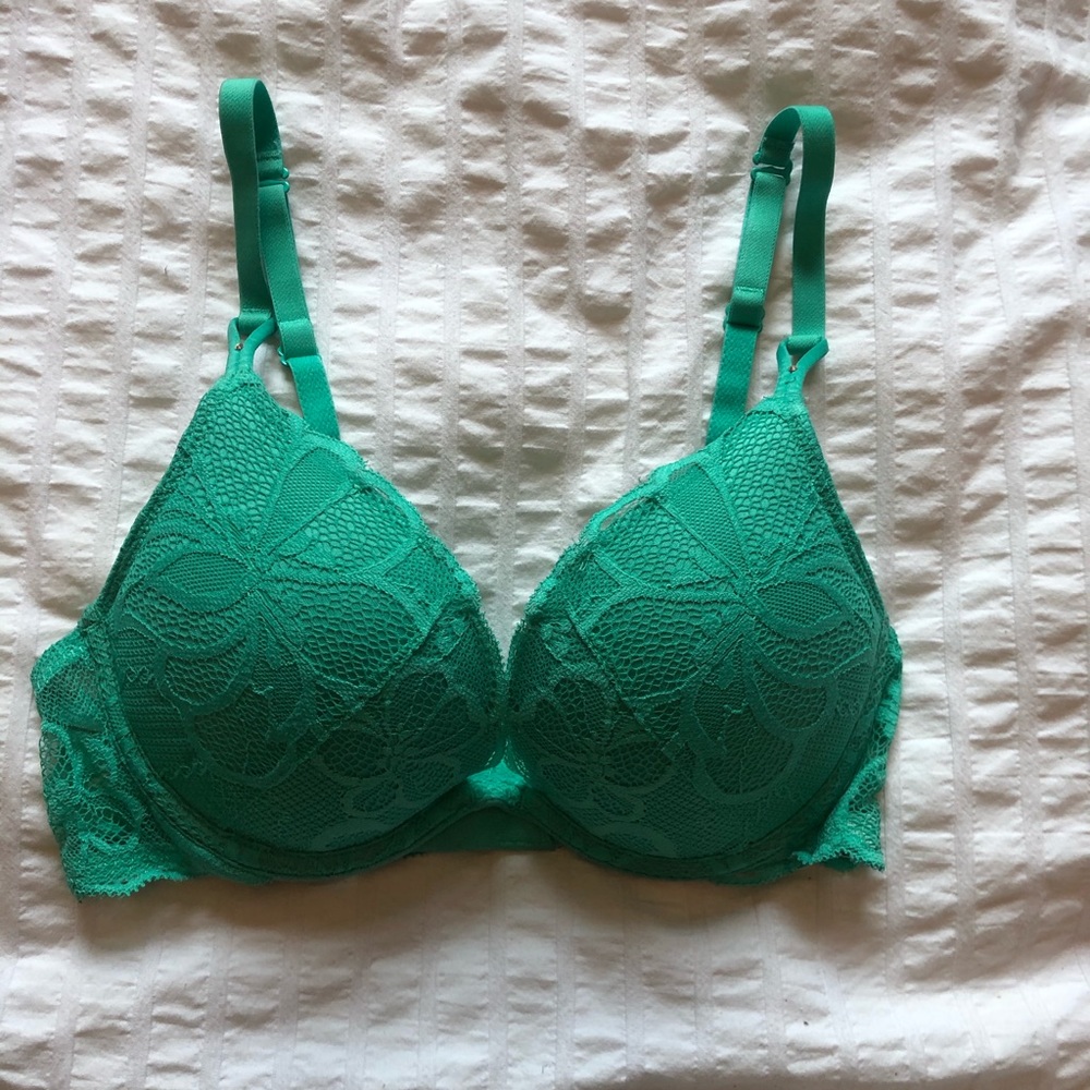 LA SENZA 32B Push Up Bra